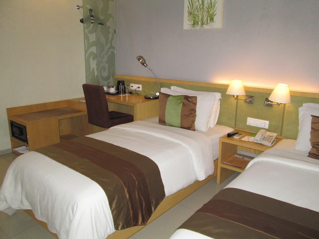 Hotel Anggrek Gandasari Bandung Eksteriør bilde