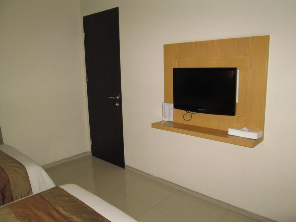 Hotel Anggrek Gandasari Bandung Eksteriør bilde